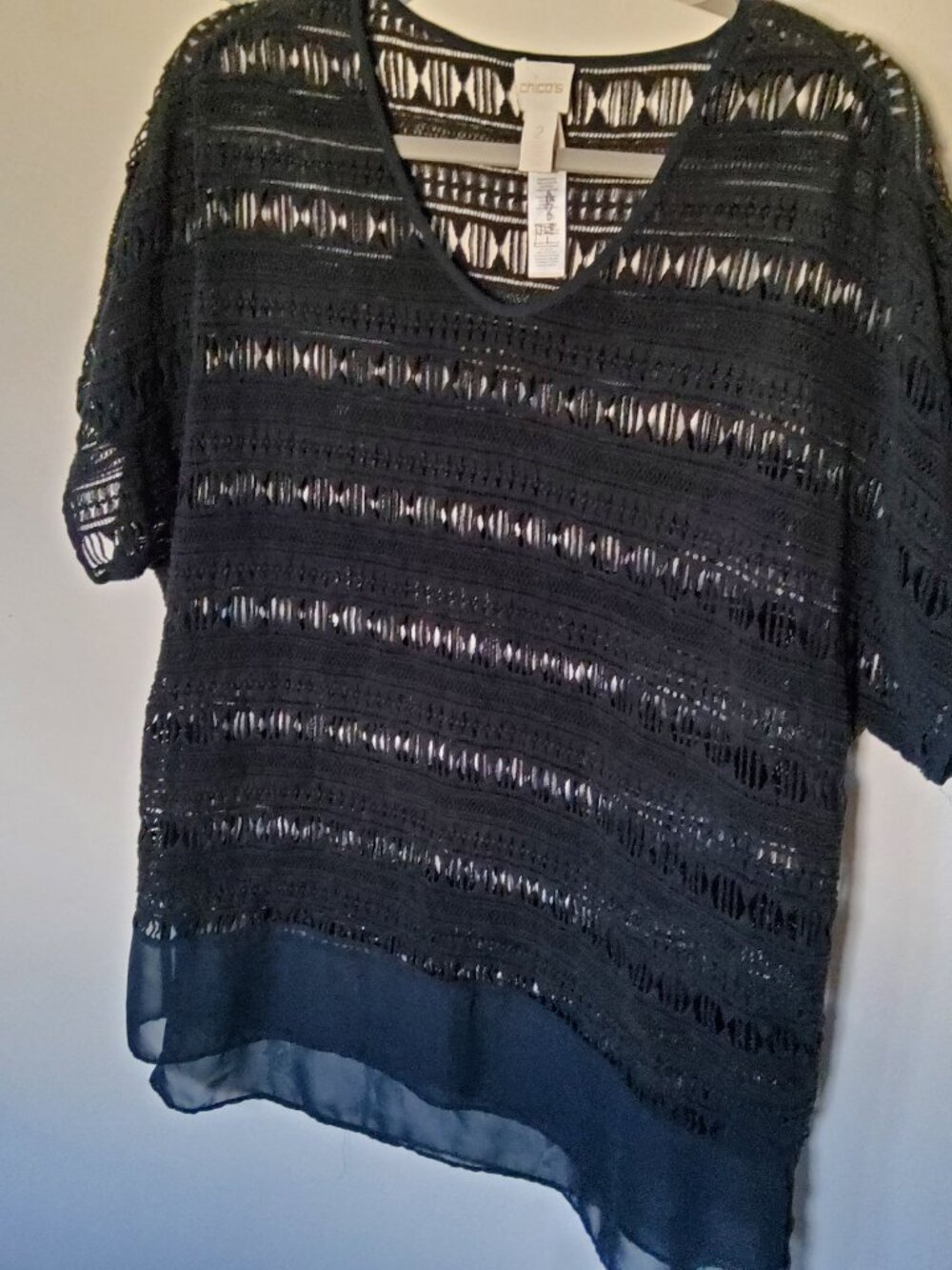 Chico's open knit Black sweater layered hem size 2 or 12/14